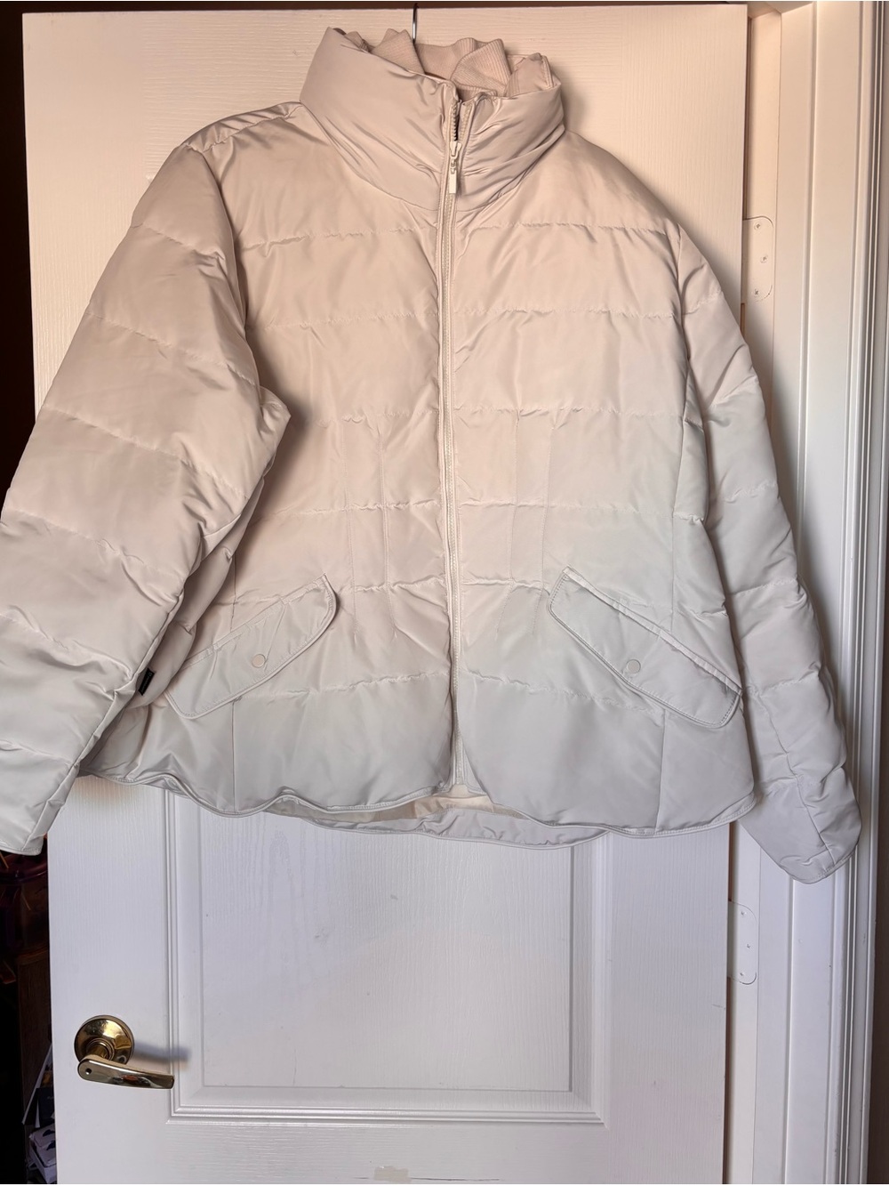 LANE BRYANT Puffer Jacket Off white  primasoft down filled hood size 26/28